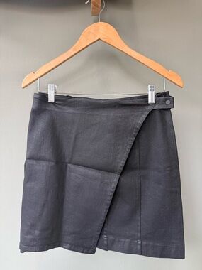 VETTA Black Wrap-Style Mini Skirt